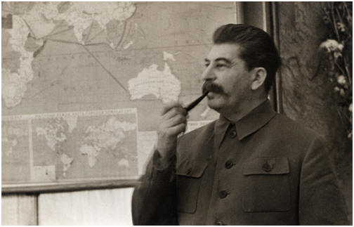 Сталин у карты. Сайт досье Изюмова Юрия